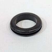 16152142 SnowDogg Grommet, .125 Thick